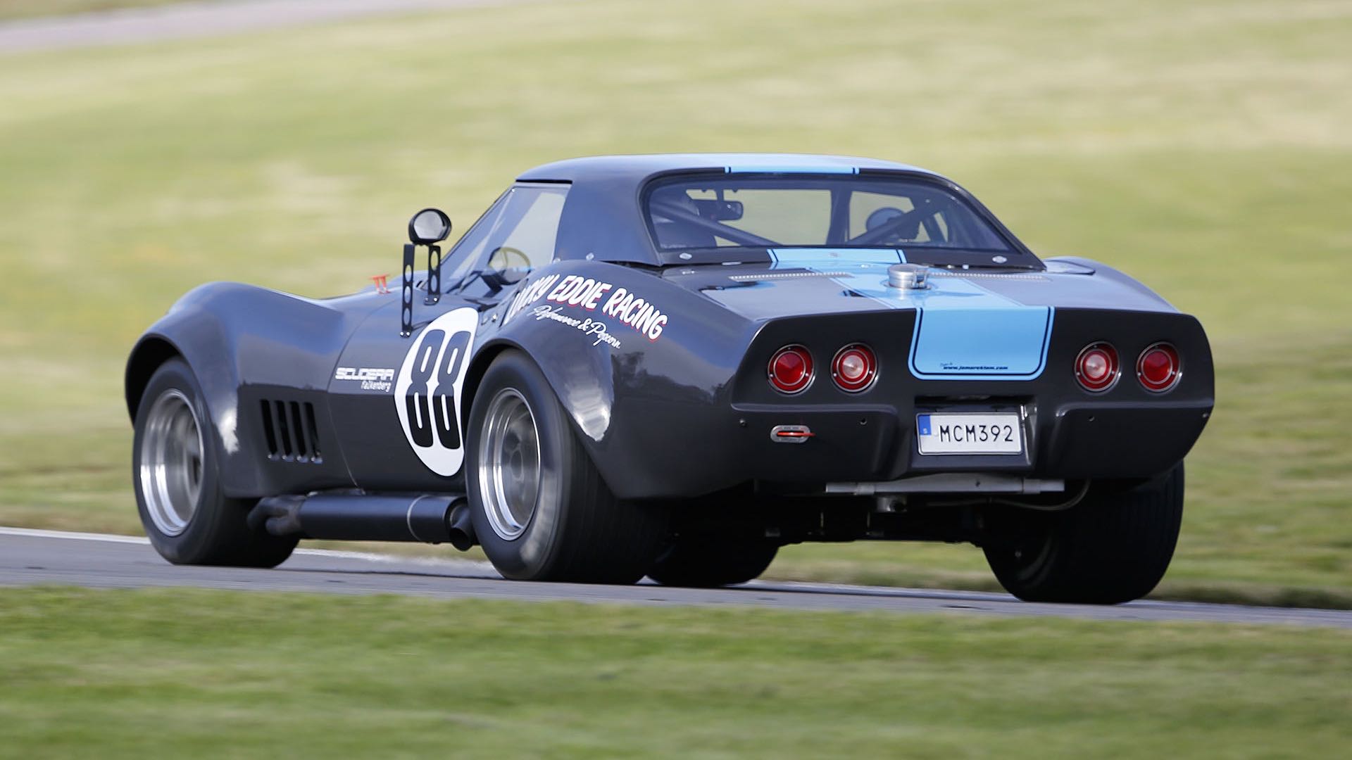 Chevrolet Corvette snett bakifrån Falkenberg